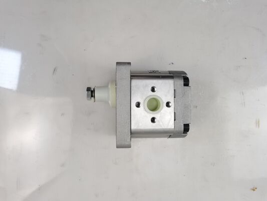 Qualität  Hydraulic Gear Pump Hydraulic Parts 1016L-190 Cast Iron  Aluminum alloy Materials Oil Gear Pump Steering device Replacement Spare Parts Factory Supply Fabrik