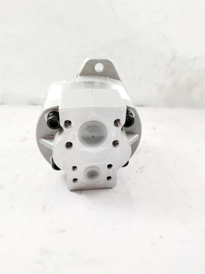 705-21-32051 Pumpe Assy Torqflow Komatsu Parts D85A D85C D85E D85P