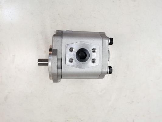 KRP4-25-L-10T Komatsu Zahnradpumpe GD605A GD655A WA100 WA100SS WA100SSS WA120 WA120L WR11 WR11SS Hohe Qualität