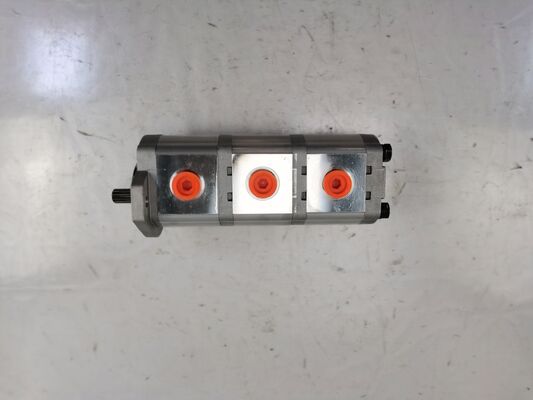 Hydraulik-Zahnradpumpe 12+12+12 10T L Eisen- und Aluminiumlegierungsmaterialien  Bereich für Baumaschinen Fabrikversorgung Hydraulik-Ersatzteile