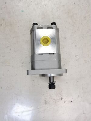 Hochwertige hydraulische Getriebemotoren CMW-F225-CLZS Eisen-Aluminium-Legierungsmaterialien. Hohes Drehmoment mit 150 bar bis 250 bar Druck für Industriemaschinen