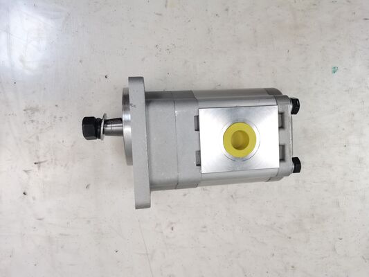 Hochwertige hydraulische Getriebemotoren CMW-F225-CLZS Eisen-Aluminium-Legierungsmaterialien. Hohes Drehmoment mit 150 bar bis 250 bar Druck für Industriemaschinen