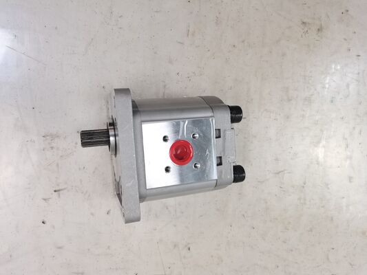 Anpassbare Komatsu Zahnradpumpe 9218014 Ölpumpe Gusseisen Aluminiumlegierungsmaterialien Pumpe 200bar Hydraulikteile für Baumaschinen