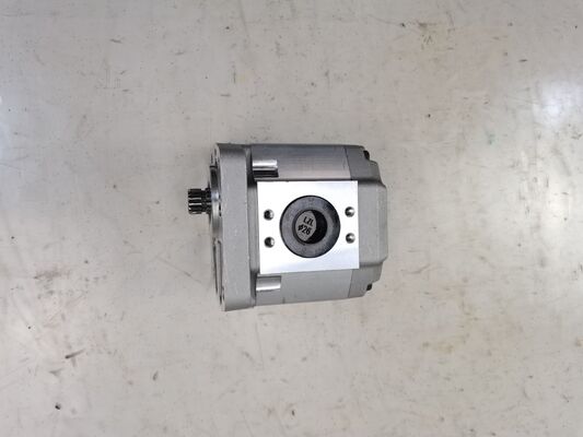 NABCO Getriebepumpe Hydraulische Pumpe GN2221XAL Gusseisen und Aluminiumlegierungen Minipumpe für Baumaschinenfabrik Lieferung einjährige Garantie