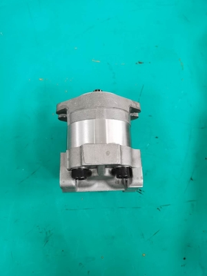 705-12-28010 der Pumpen-Zus GD300A GD605A GD655A GS360 SAR25 KOMATSU Gewicht: 4.58kgs