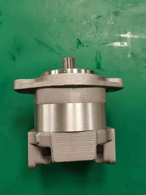 705-22-29000 Motor Assy Komatsu Parts Bulldozers D455A 5.75kgs SAR28 13T